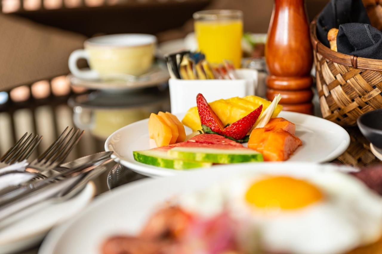 Hotel York Luxury Suites Medellin By Preferred מראה חיצוני תמונה A fruit salad