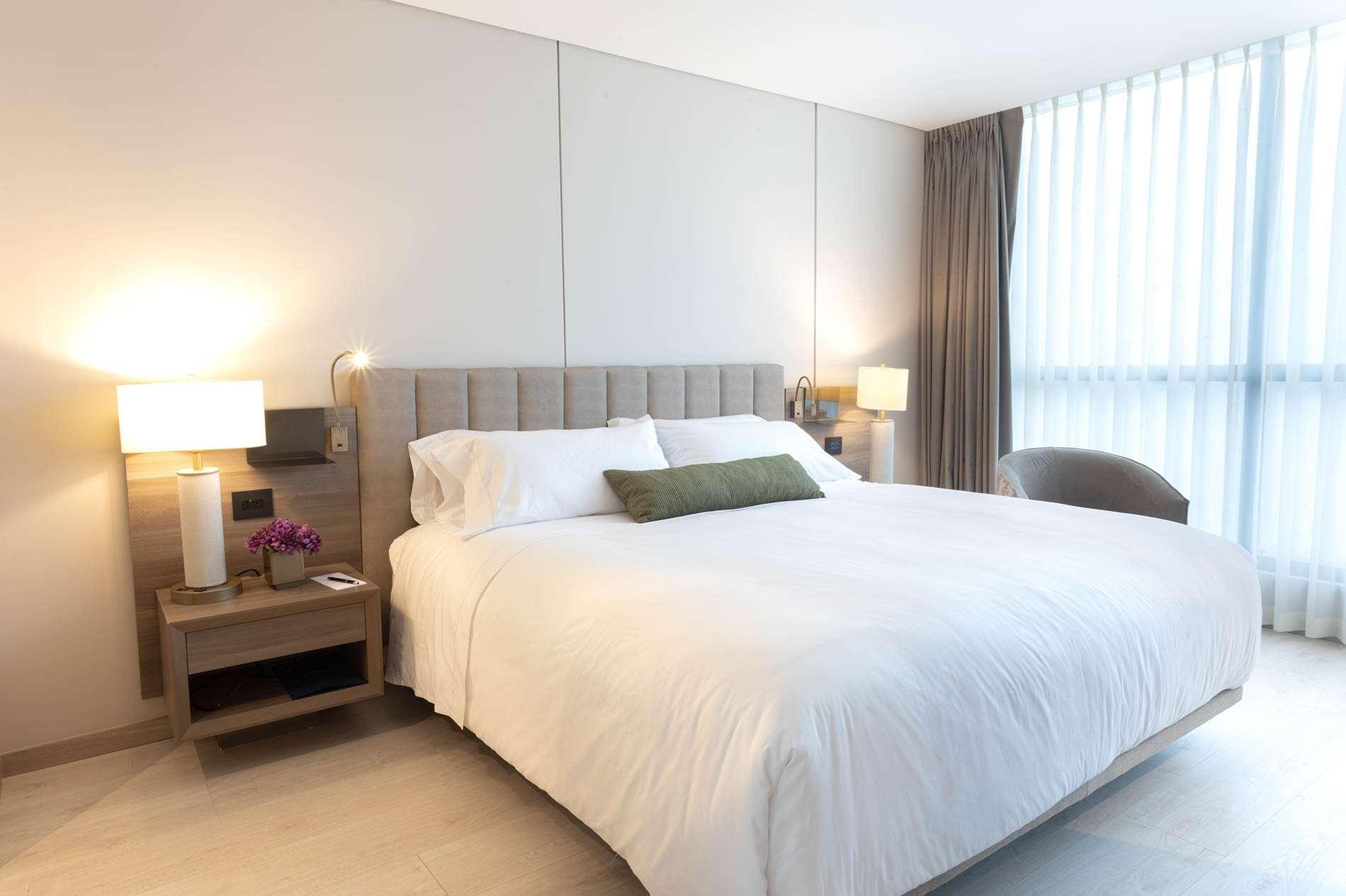 Hotel York Luxury Suites Medellin By Preferred מראה חיצוני תמונה A bedroom at the hotel